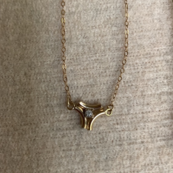 Golden Necklace Set - Picture 3 of 5